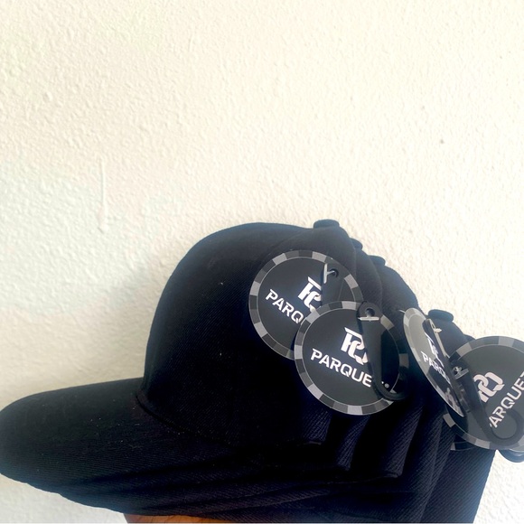 6 plain black hats wholesale deal - Picture 1 of 4